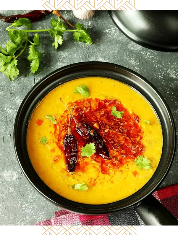 Lasooni Dal Tadka